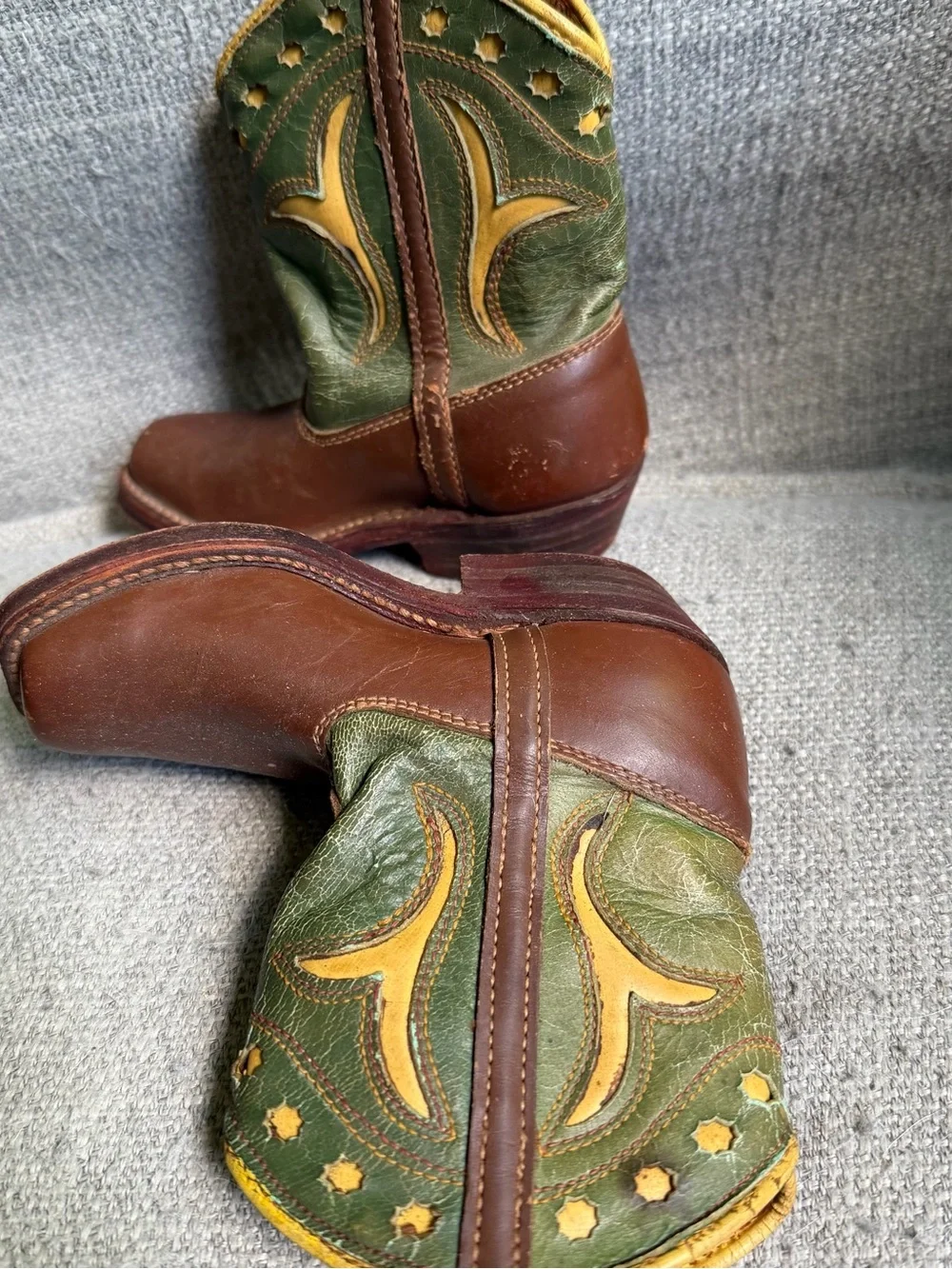 Vintage 1950s Tom Mix Kids Brown and Green Western Cowboy Boots